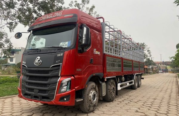 Xe tải 4 chân Chenglong H7 tải 17.9 tấn