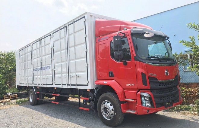 Xe ChengLong M3 200Hp 4 máy Euro 5, cabin thiết kế hiện đại, thích hợp chở hàng liên tỉnh